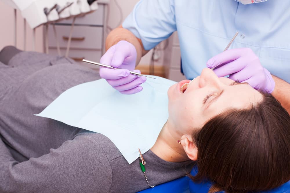 אחת ולתמיד: ניתן לבצע טיפולי שיניים בהריון?
