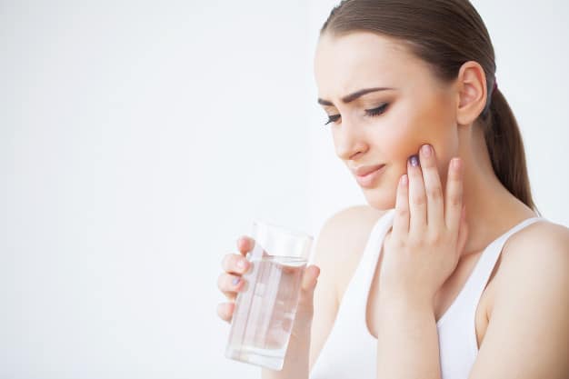 כאבי שיניים – להתעלם או לטפל מידית?